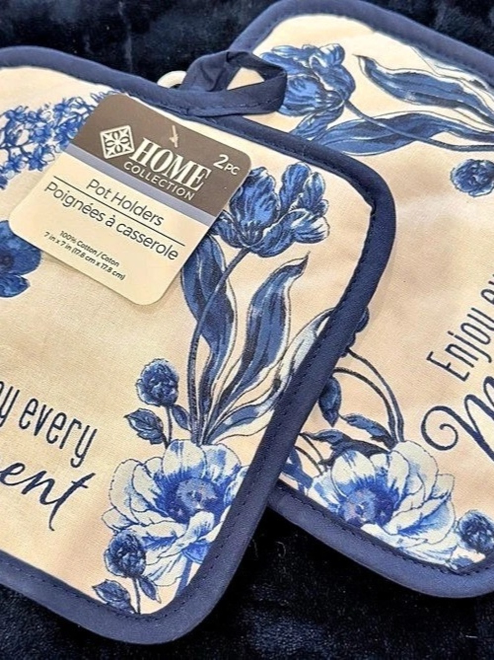 Home Expressions Potholders Blue & Cream Floral Potholder Set